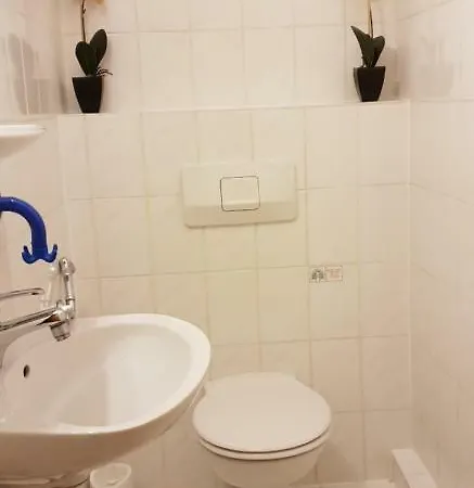 Flats-4u - Cosy, Quiet & Clean In The Appartement Bonn