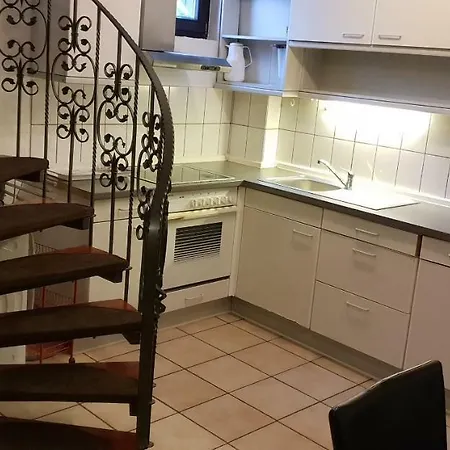 Apartment Flats-4u - Cosy, Quiet & Clean In The