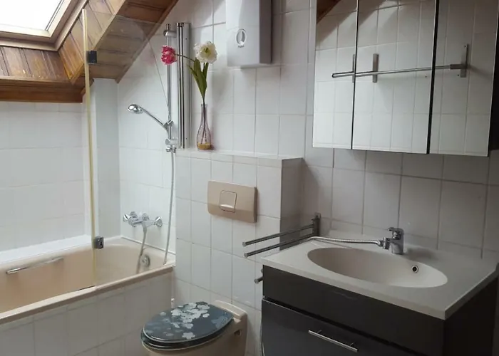 Flats-4u - Cosy, Quiet & Clean In The *