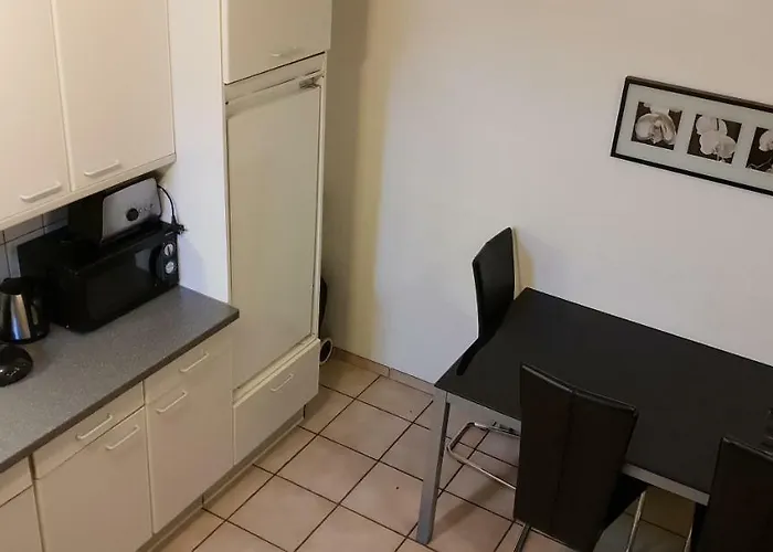 Flats-4u - Cosy, Quiet & Clean In The *